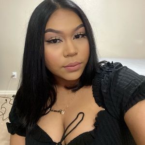 Meet your Posher, Pamela